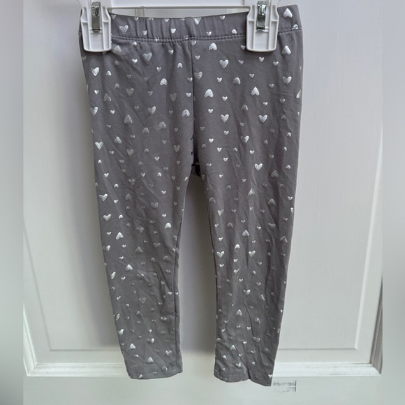 NWOT Btween 2T Girls Gray/Silver Heart Leggings Pants - Picture 1 of 4